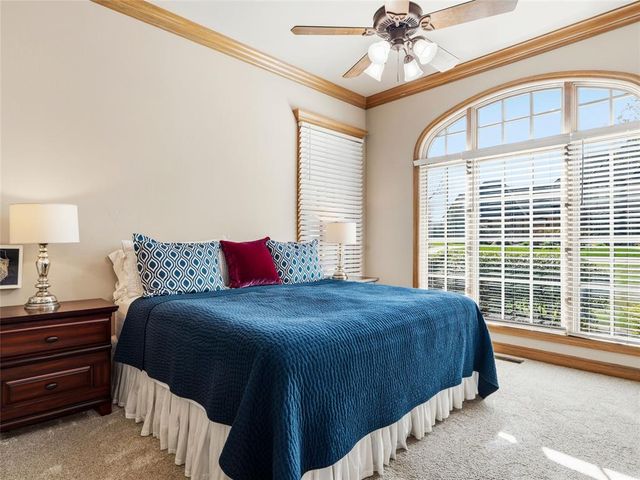 18632 Wolf Creek Drive, Edmond, OK 73012