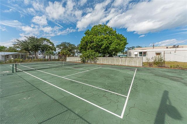 1555 14th Avenue 201, Vero Beach, FL 32960