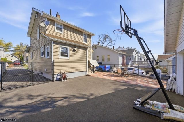 566 Chapman St, Hillside Twp., NJ 07205