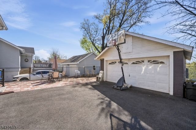 566 Chapman St, Hillside Twp., NJ 07205