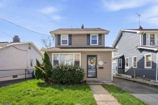 566 Chapman St, Hillside Twp., NJ 07205