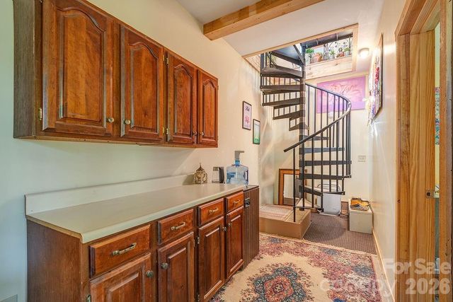 153 Vinewood Circle, Asheville, NC 28806