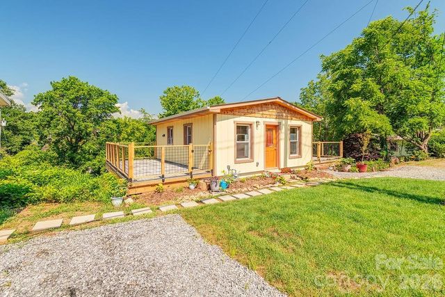 153 Vinewood Circle, Asheville, NC 28806