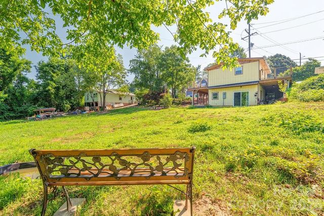 153 Vinewood Circle, Asheville, NC 28806