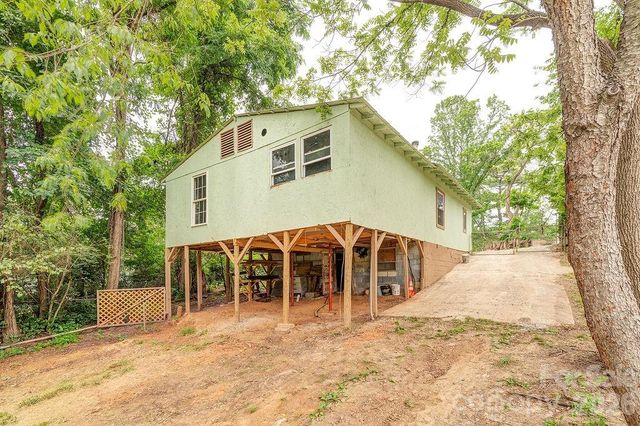 153 Vinewood Circle, Asheville, NC 28806