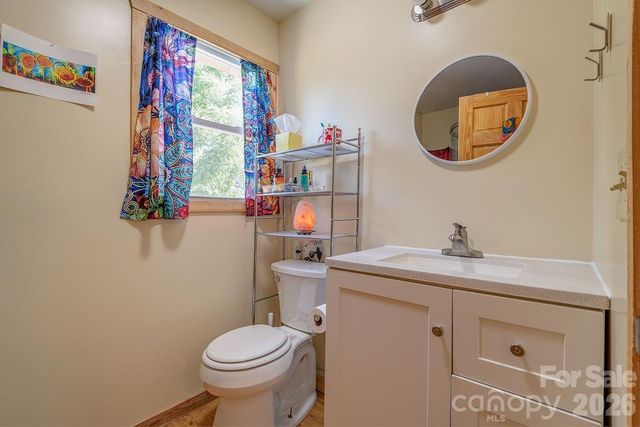 153 Vinewood Circle, Asheville, NC 28806