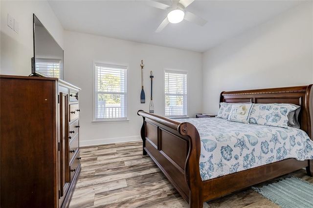1045 Par Drive NE, Townsend, GA 31331