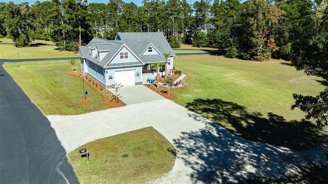 1045 Par Drive NE, Townsend, GA 31331