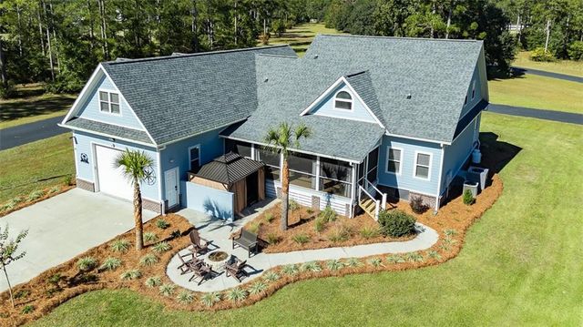 1045 Par Drive NE, Townsend, GA 31331