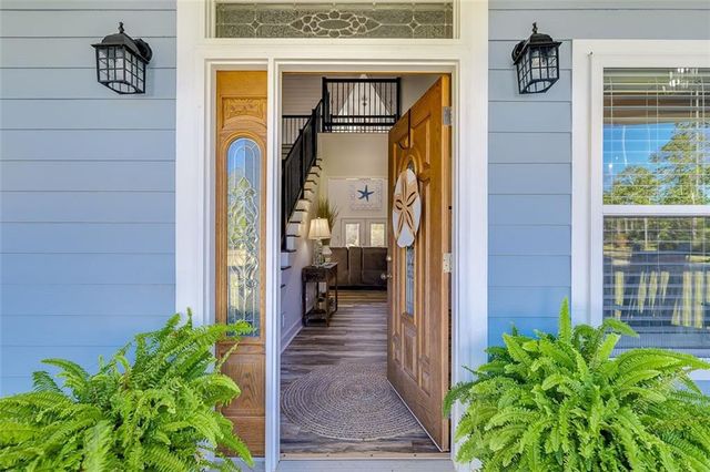 1045 Par Drive NE, Townsend, GA 31331