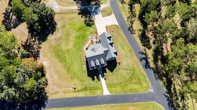 1045 Par Drive NE, Townsend, GA 31331