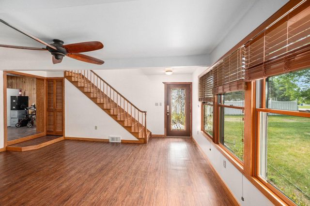 863 E Wilcox Avenue, White Cloud, MI 49349