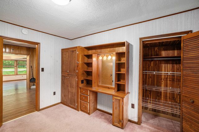 863 E Wilcox Avenue, White Cloud, MI 49349