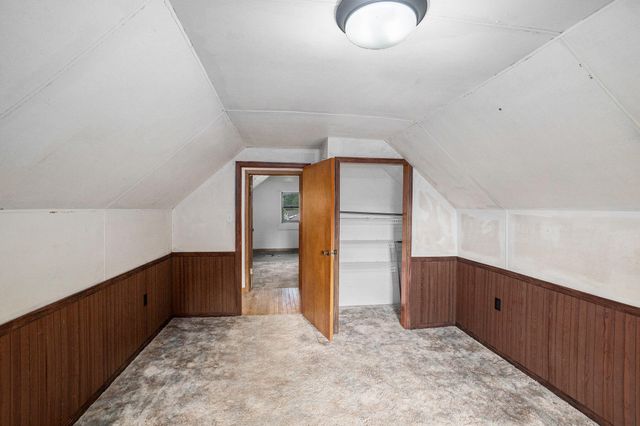 863 E Wilcox Avenue, White Cloud, MI 49349