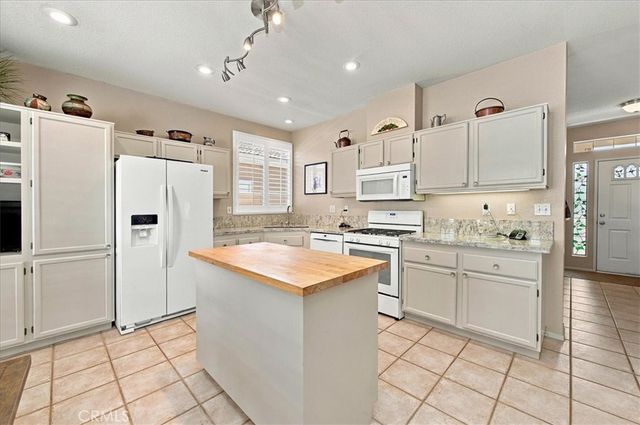 27832 Ruggie Road, Menifee, CA 92585