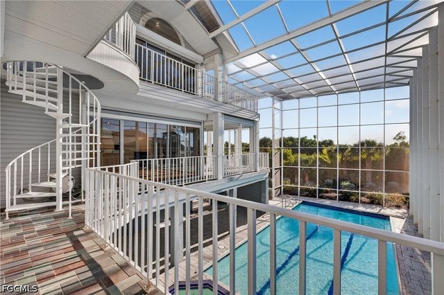 5105 Joewood DR, Sanibel, FL 33957