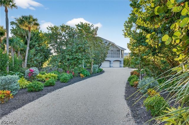 5105 Joewood DR, Sanibel, FL 33957