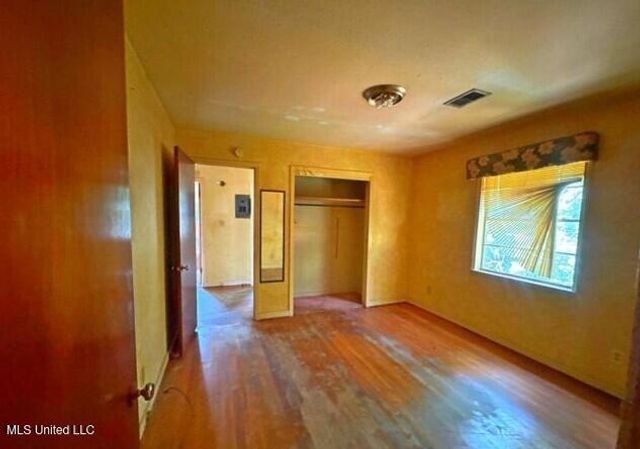 5729 Angle Street, Jackson, MS 39206