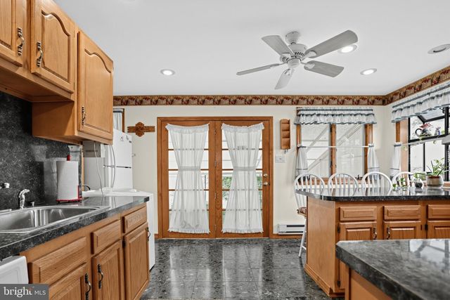 7922 FRONTENAC ST, Philadelphia, PA 19111