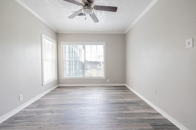 2206 Alabama Street, Baytown, TX 77520