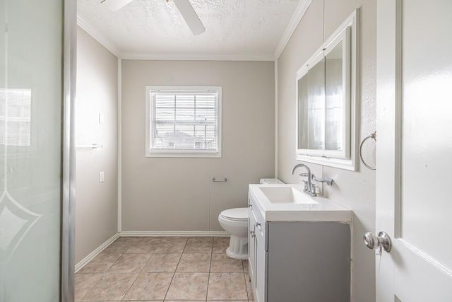 2206 Alabama Street, Baytown, TX 77520
