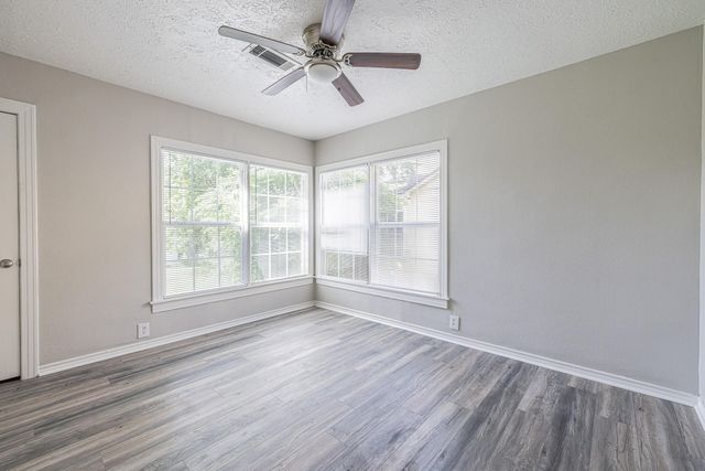 2206 Alabama Street, Baytown, TX 77520