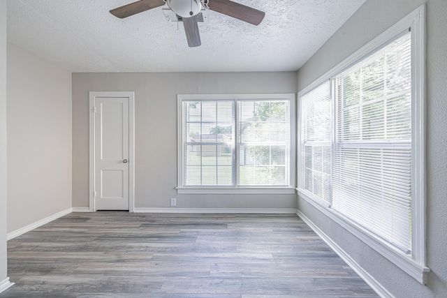 2206 Alabama Street, Baytown, TX 77520