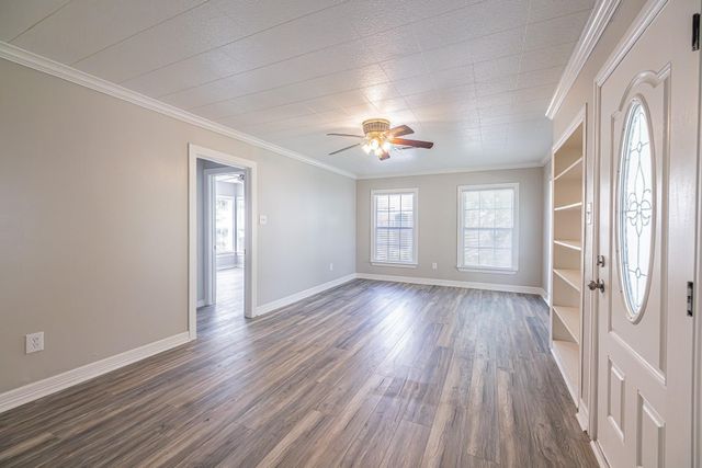 2206 Alabama Street, Baytown, TX 77520