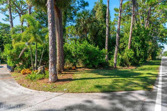 1725-A Newfound Harbor Drive, Merritt Island, FL 32952