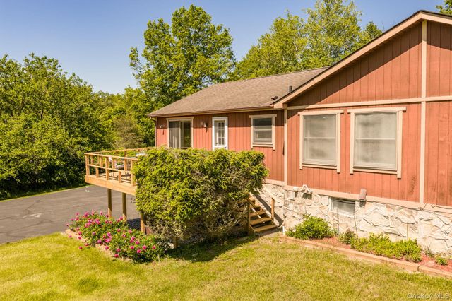 185 Crawford Street, Pine Bush, NY 12566