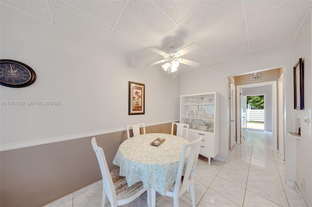 815 SW 10th Ter 6V, Hallandale Beach, FL 33009