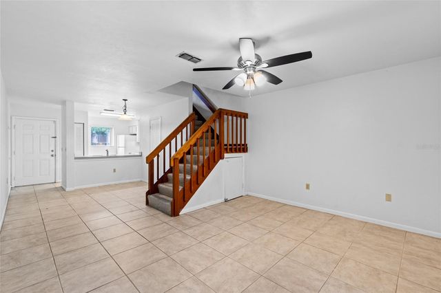 2219 SW 39TH WAY SW, Gainesville, FL 32607