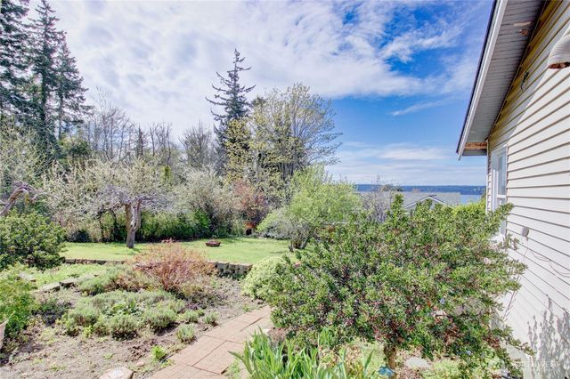 818 Serene View Road, Camano Island, WA 98282