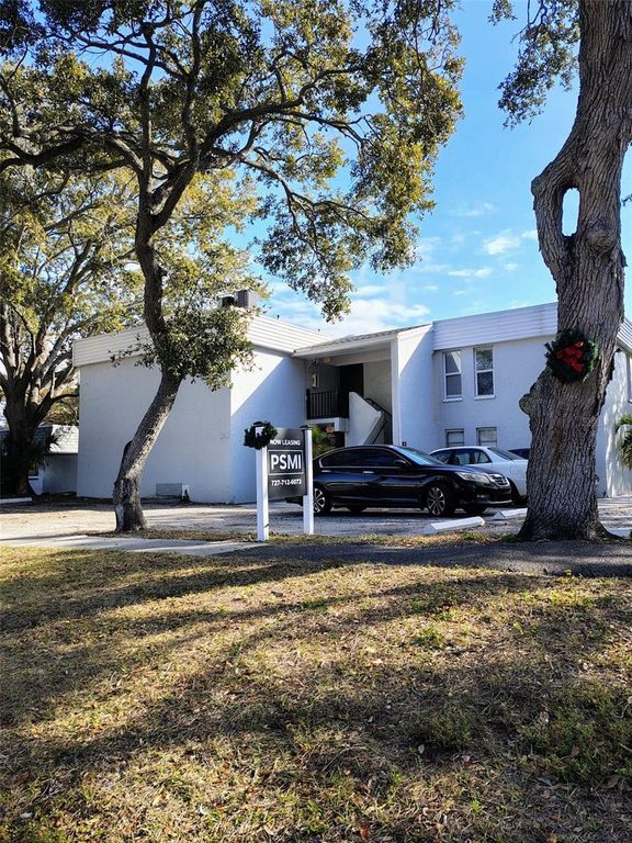 101 N FERNWOOD AVENUE 1, Clearwater, FL 33765