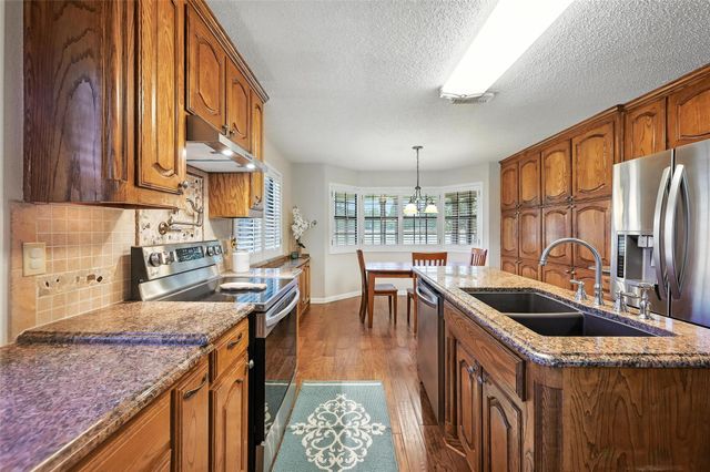 6705 US 287 Highway, Arlington, TX 76001