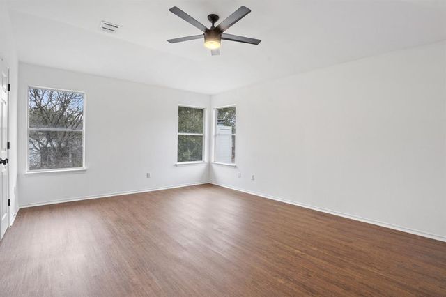 4429 E Hove LOOP, Austin, TX 78749