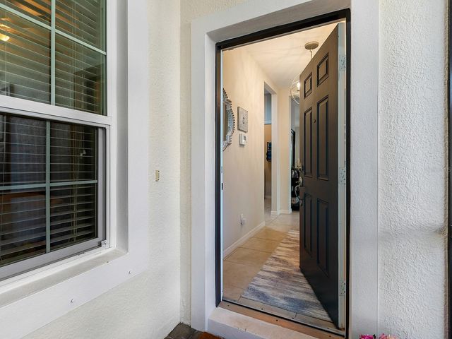 2060 CRYSTAL LAKE TRAIL, Bradenton, FL 34211