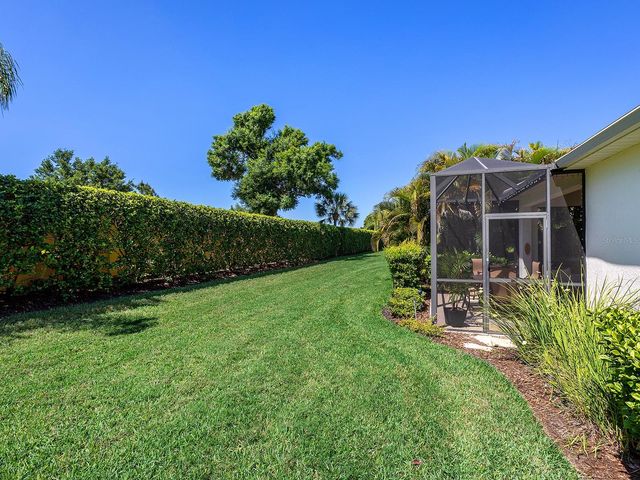 2060 CRYSTAL LAKE TRAIL, Bradenton, FL 34211