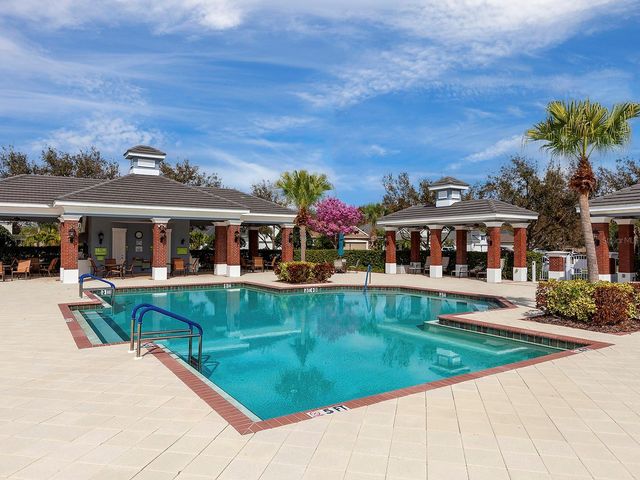 2060 CRYSTAL LAKE TRAIL, Bradenton, FL 34211