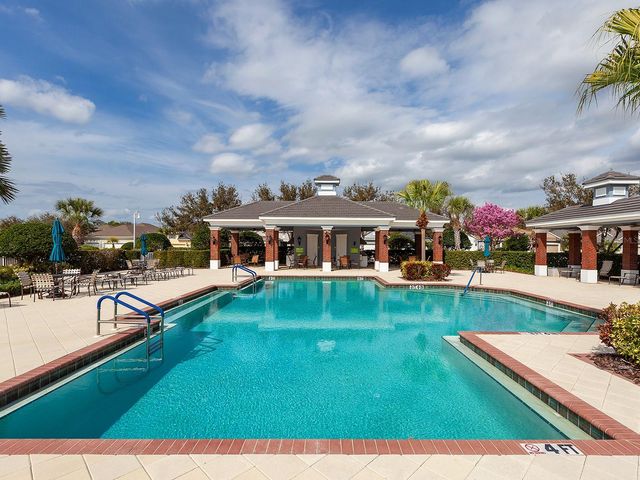 2060 CRYSTAL LAKE TRAIL, Bradenton, FL 34211