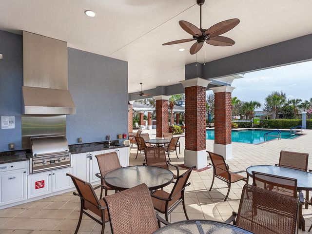 2060 CRYSTAL LAKE TRAIL, Bradenton, FL 34211