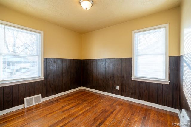 16841 Winston Street, Detroit, MI 48219