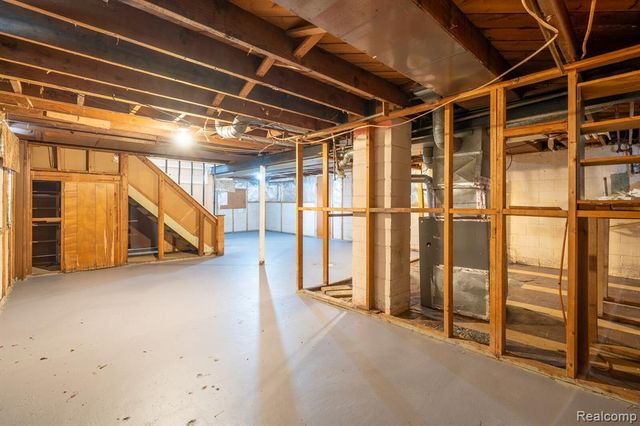 16841 Winston Street, Detroit, MI 48219