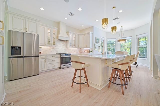 28356 Del Lago WAY, Bonita Springs, FL 34135