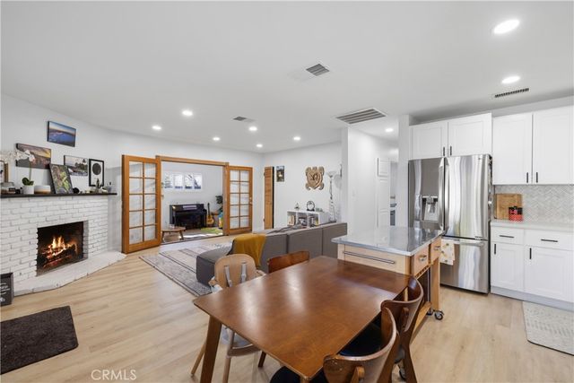 25048 Wheeler, Newhall, CA 91321