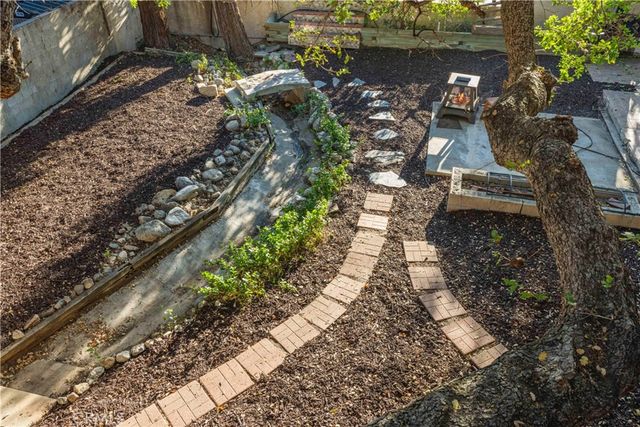 25048 Wheeler, Newhall, CA 91321