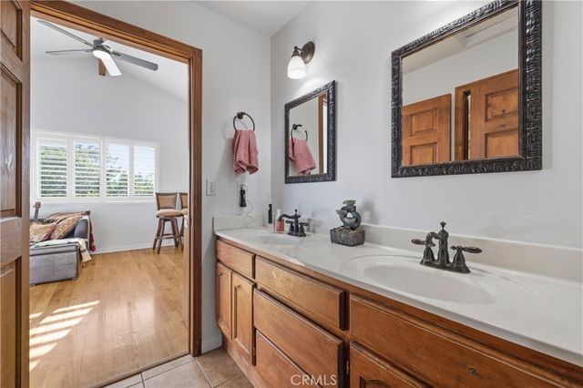 25048 Wheeler, Newhall, CA 91321