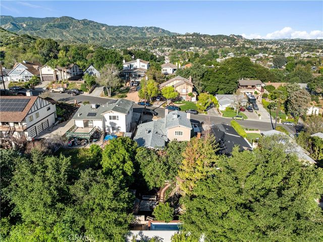 25048 Wheeler, Newhall, CA 91321