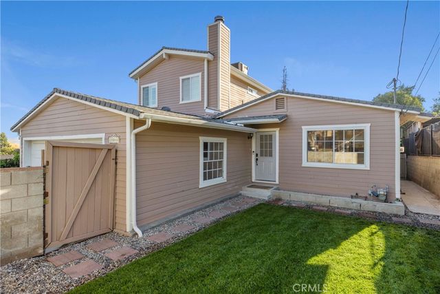 25048 Wheeler, Newhall, CA 91321