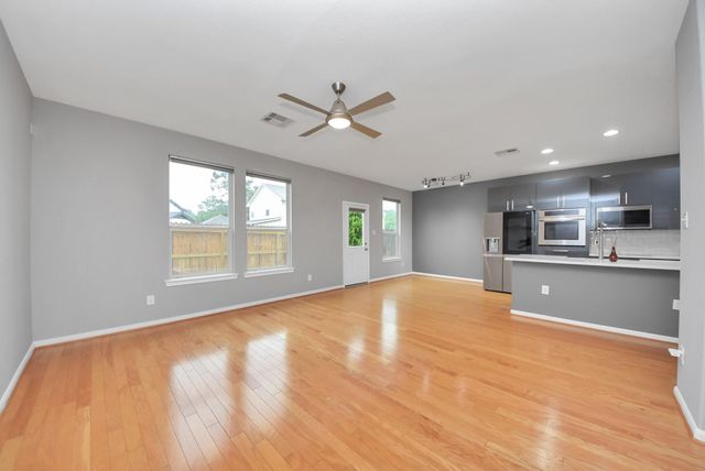 10062 Hillside Bayou Drive, Houston, TX 77080
